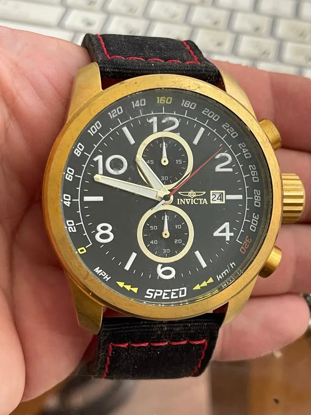 Invicta Aviator 19410 Men’s Chronograph Quartz Black Dial Gold Tone Watch